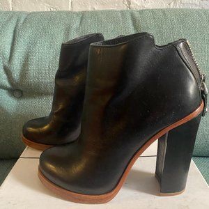 Dolce Vita Nissa Black Leather Boots Sz 7.5